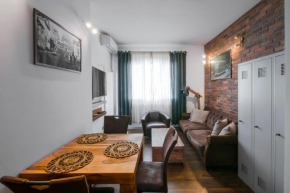 Designer 1BD Cinématique on Solunska